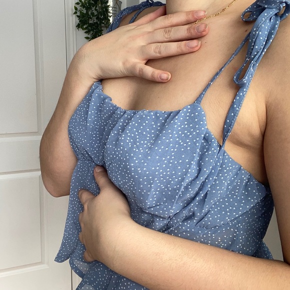 Cute blouse - Picture 2 of 6